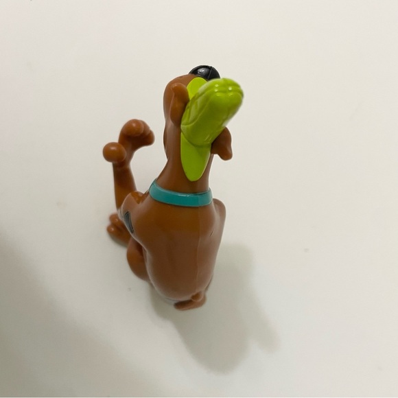 Scooby Doo Detective Toy Figure - Picture 6 of 10